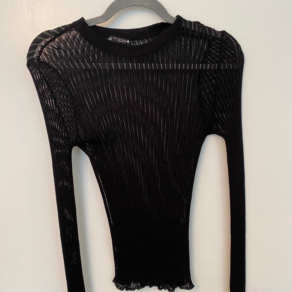 Zara sheet long sleeve S